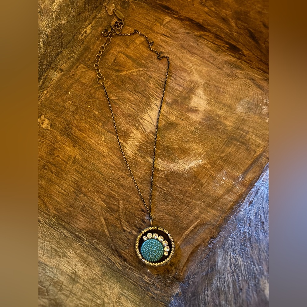 SabikaElegant Blue and Gold Pendant Necklace
